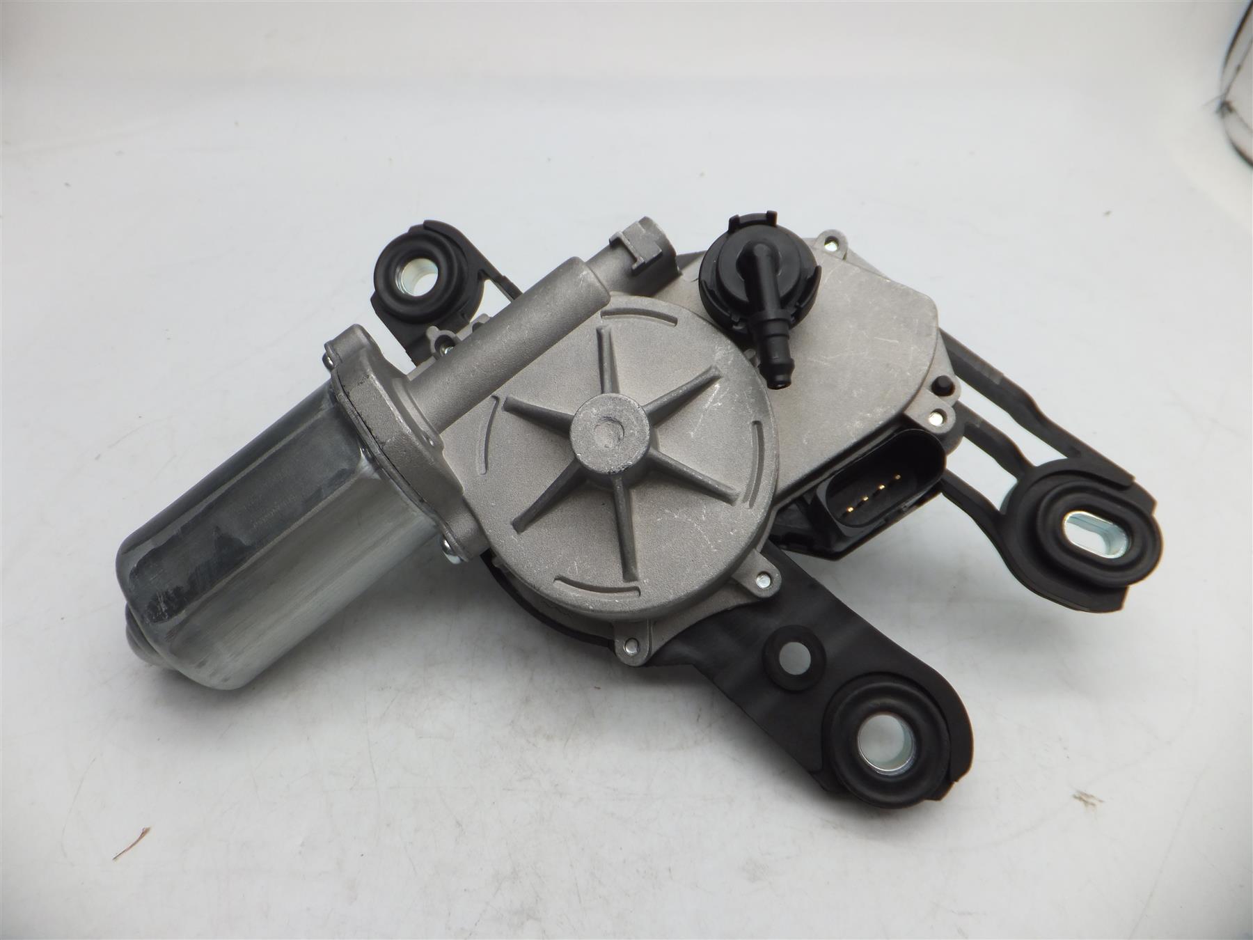 D2P Windscreen Wiper Motor Replacement Rear Compatible With 2013 - 2020 Audi A1 Sportback, A3 Replaces 8V0955711