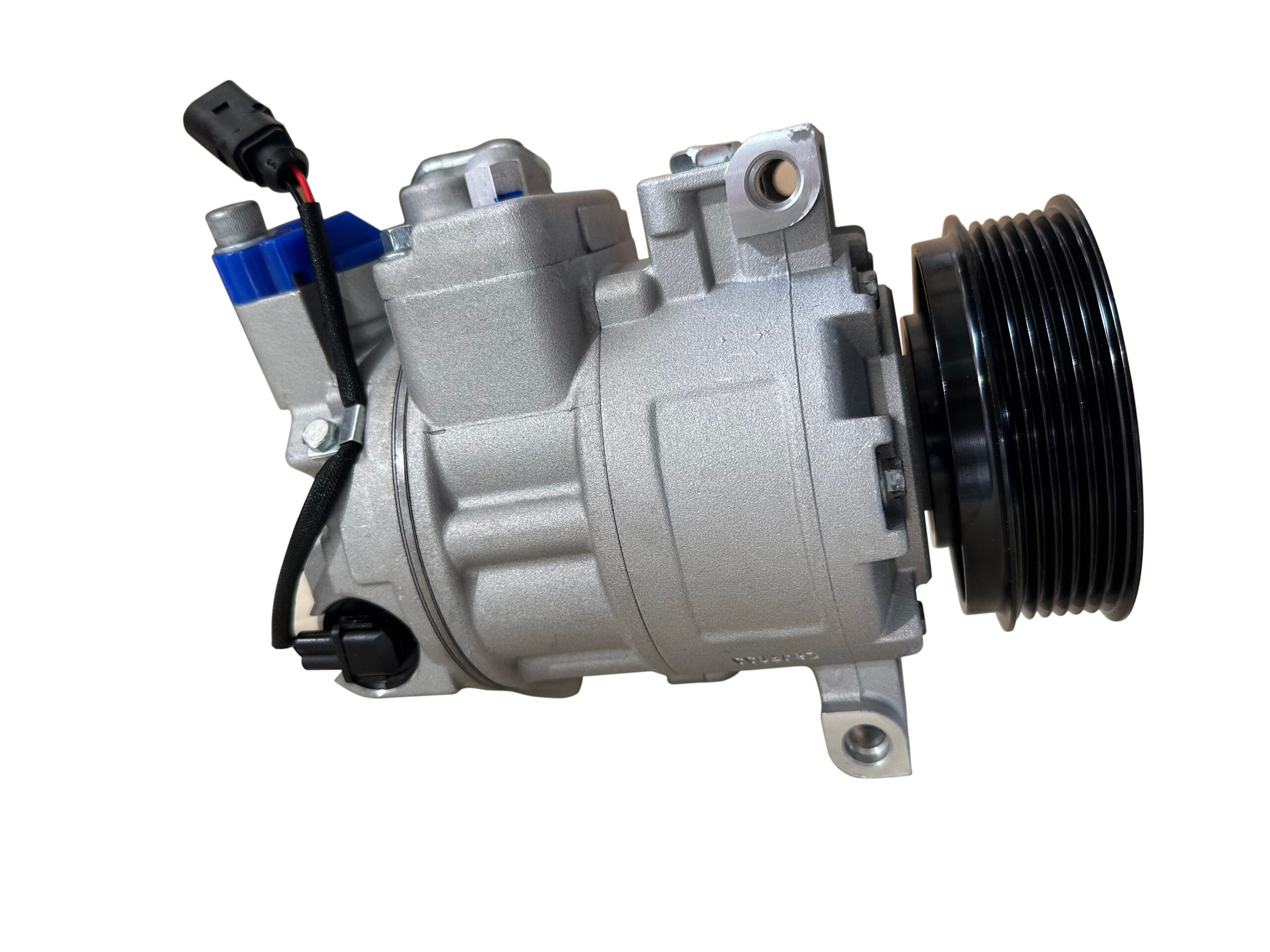 Air Con Compressor for VW: California, Multivan, Transporter - Image 5