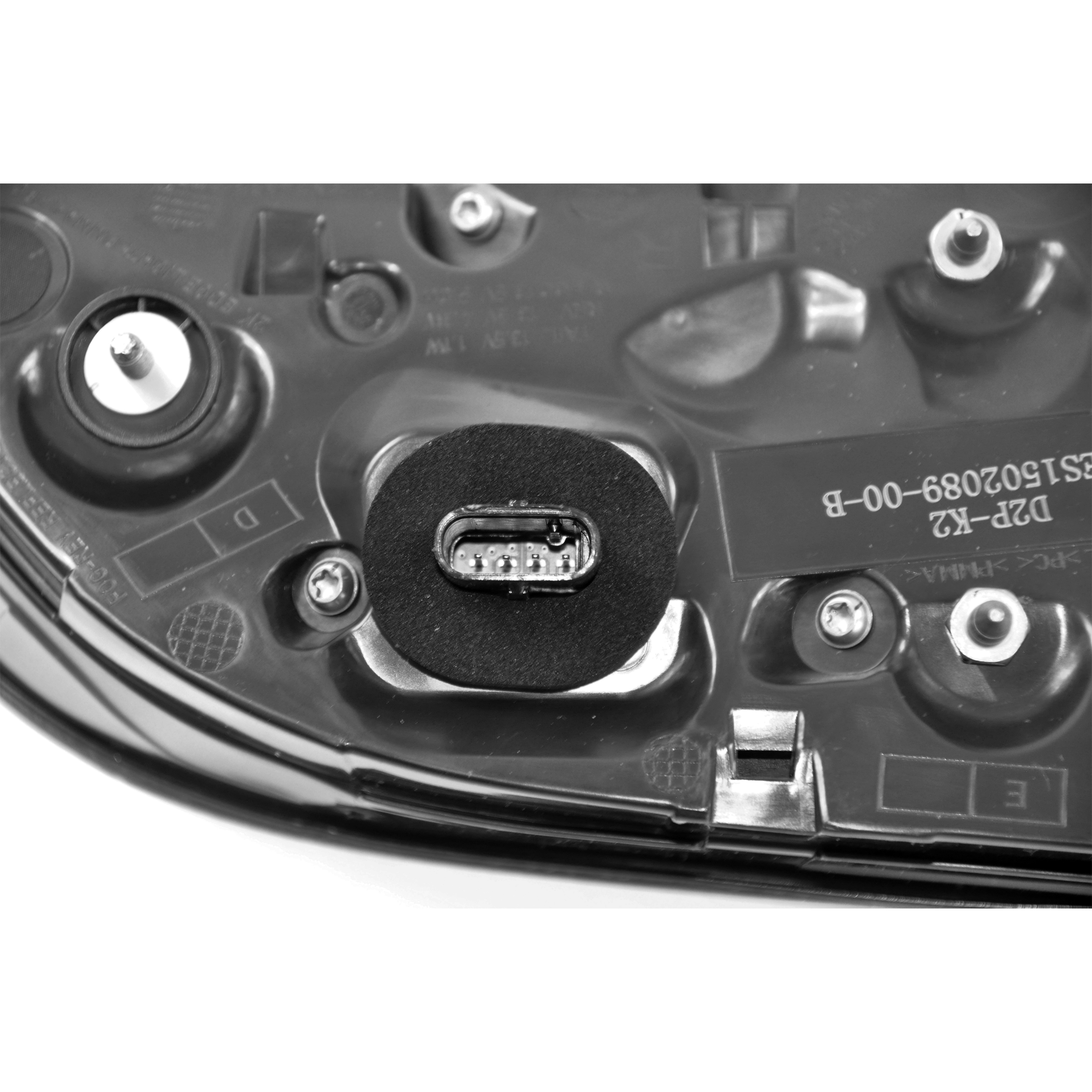 D2P Inner Rear Light Right Hand Replacement | Compatible With 2019-2025 Tesla Model 3 5YJ3 Replaces 1502089-00-B - Image 2