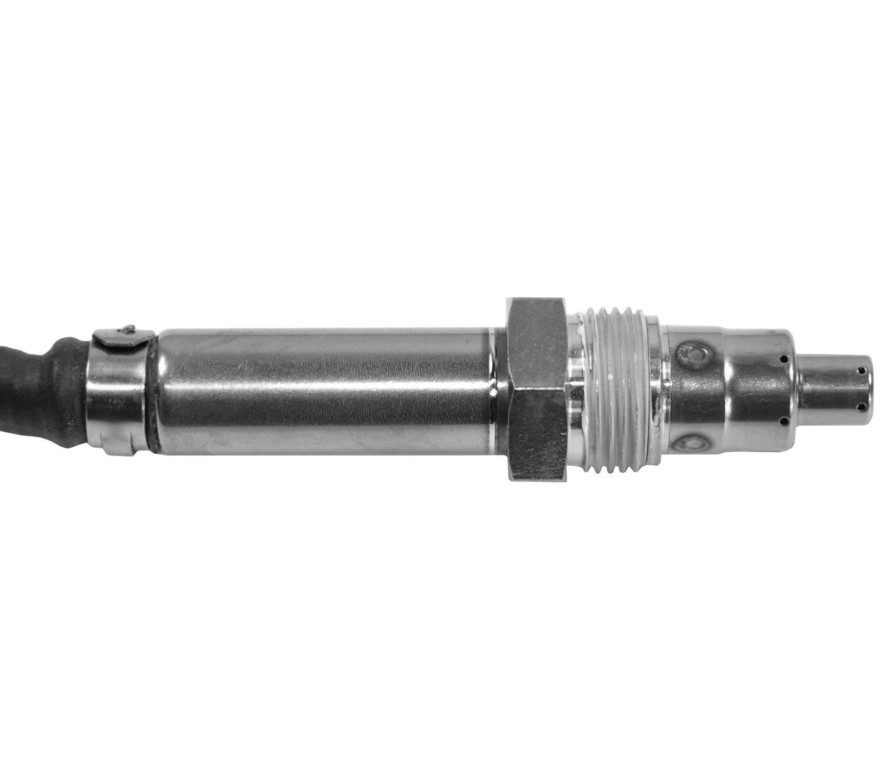 Replacement NOx sensor part 0009056204 with oval plug Mercedes